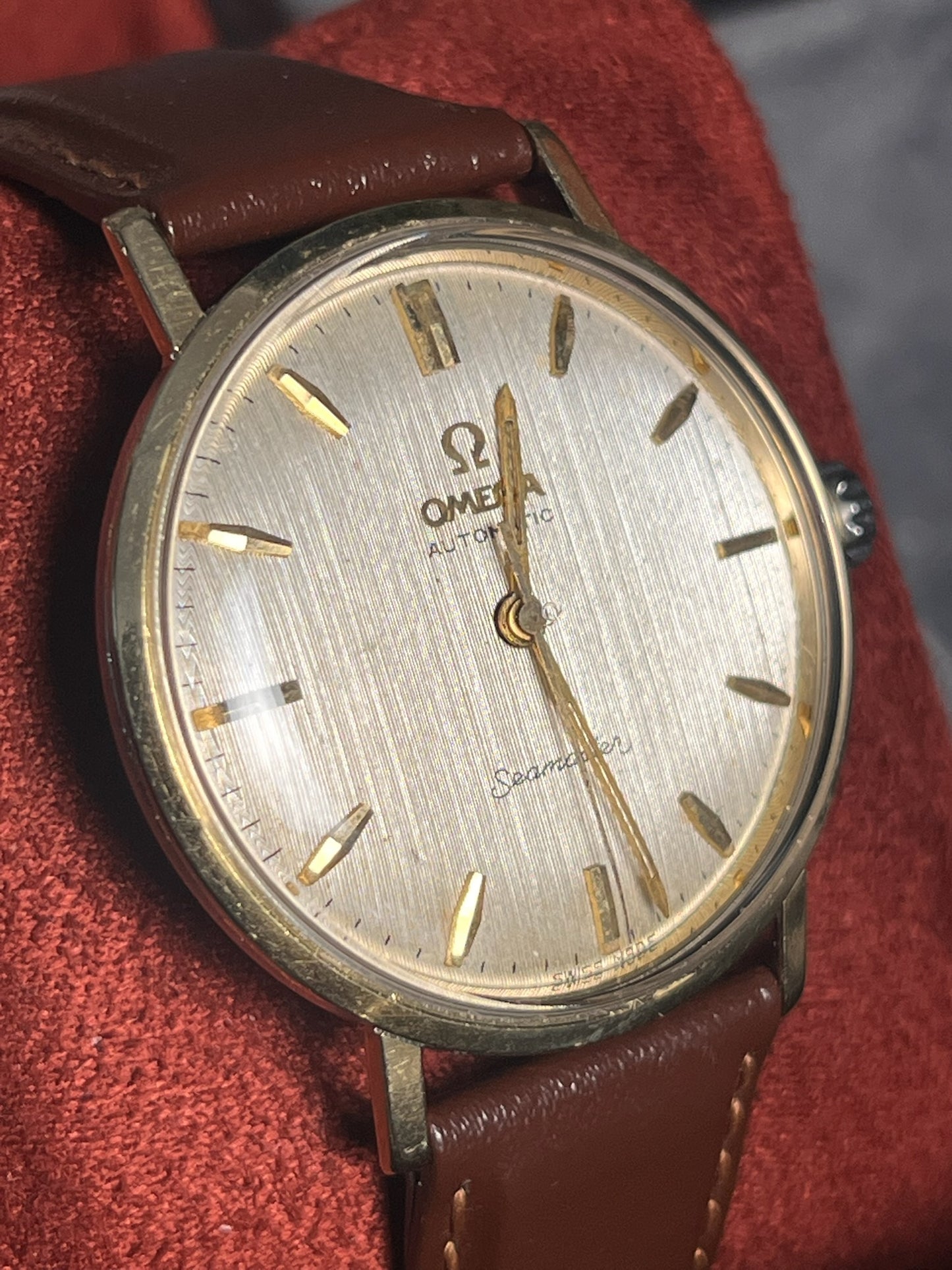 Omega Seamaster 1961 - brushed metal dial - linen